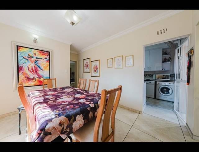 3 BEDROOM TOWNHOUSE FOR SALE IN BRACKENHURST